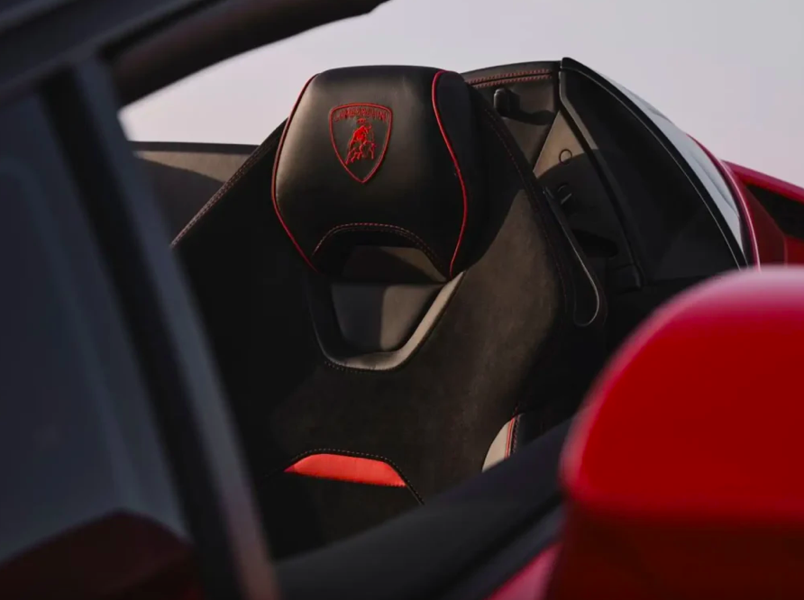 Lamborghini Huracan Evo Rentals