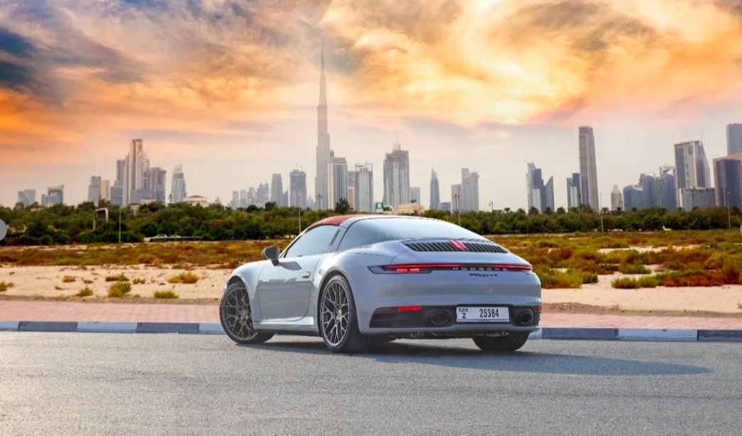 Porsche 911 Targa 4s Rental Airport Dubai
