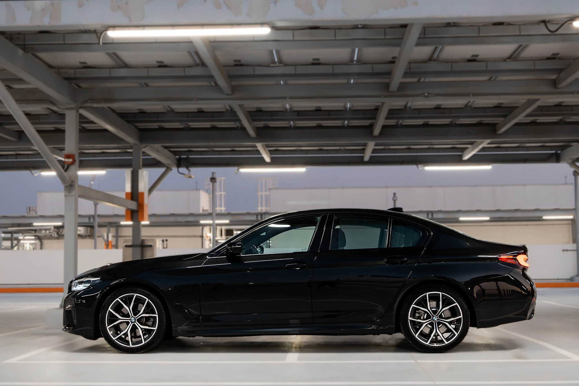 BMW 520i Rental Business Bay