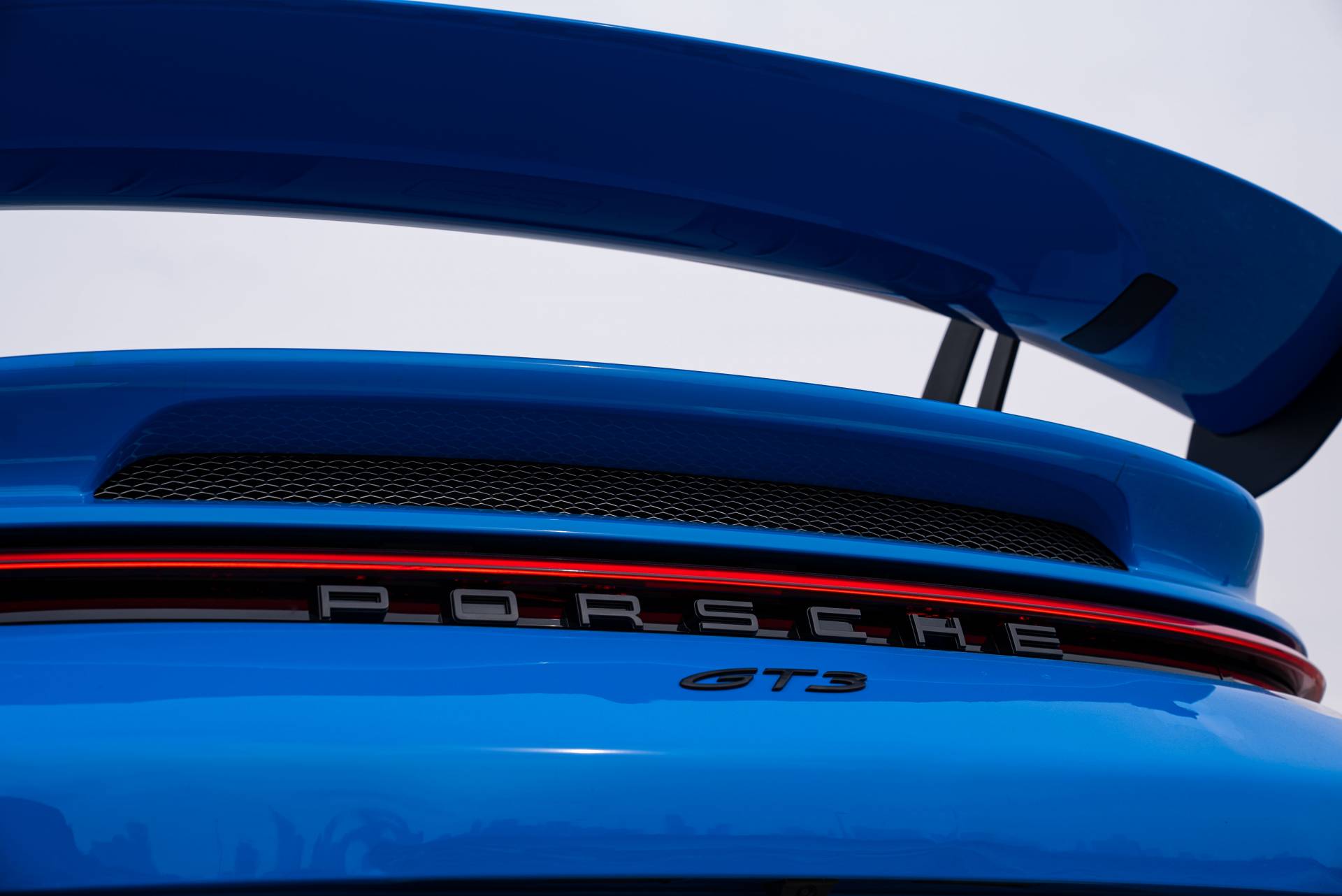 Porsche 911 GT3 Car Hire Dubai