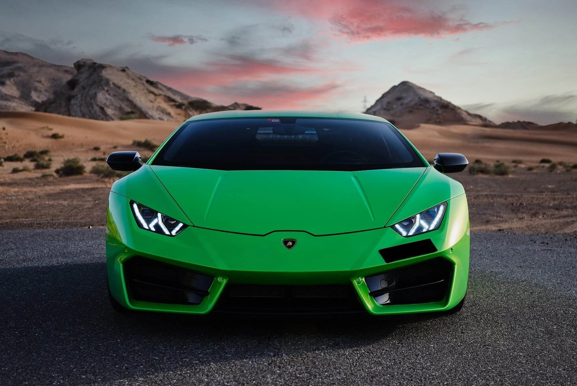 Lamborghini Huracan Car Hire Dubai