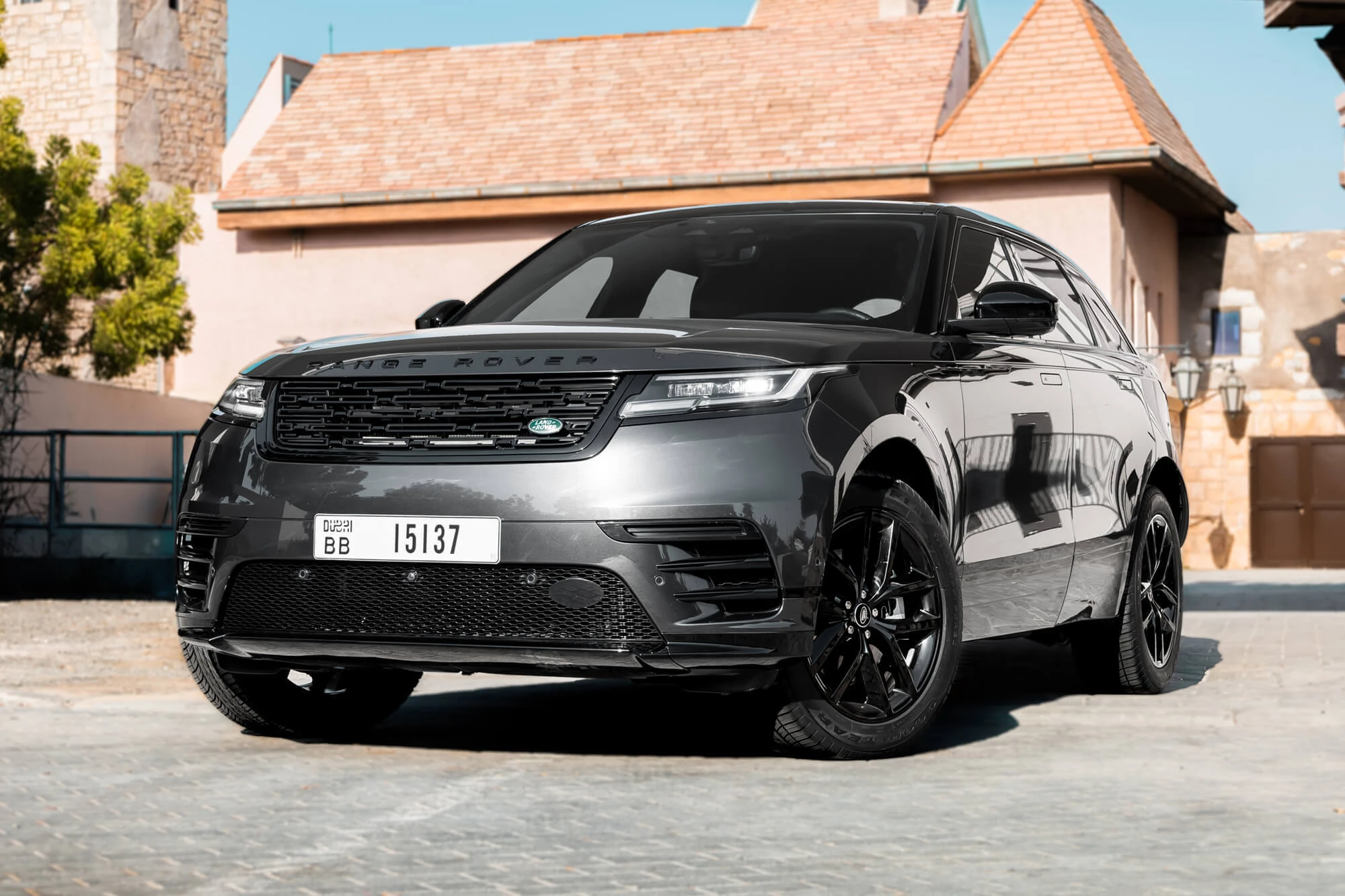 Range Rover Velar Car Rental in Dubai