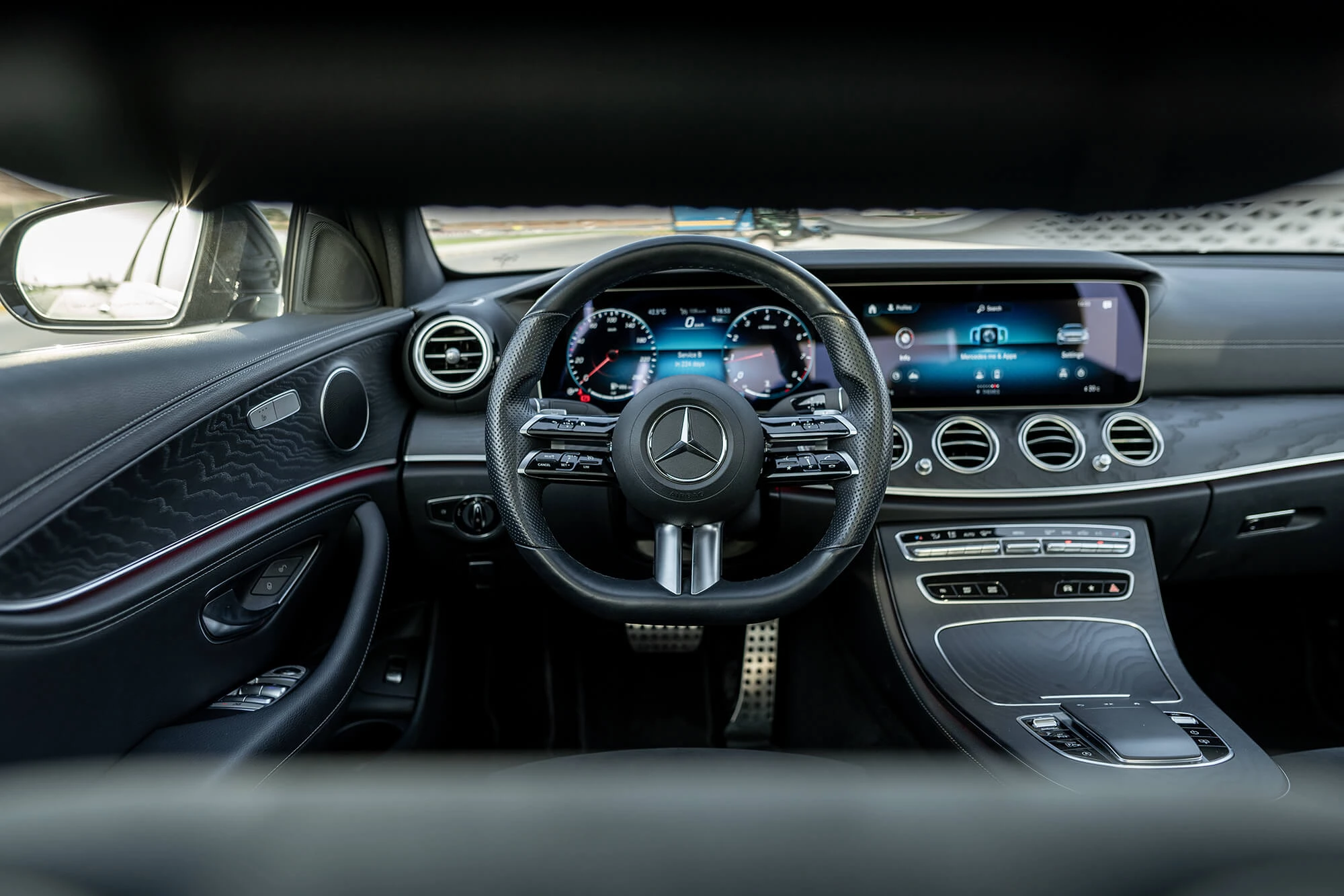Mercedes E300 Dubai