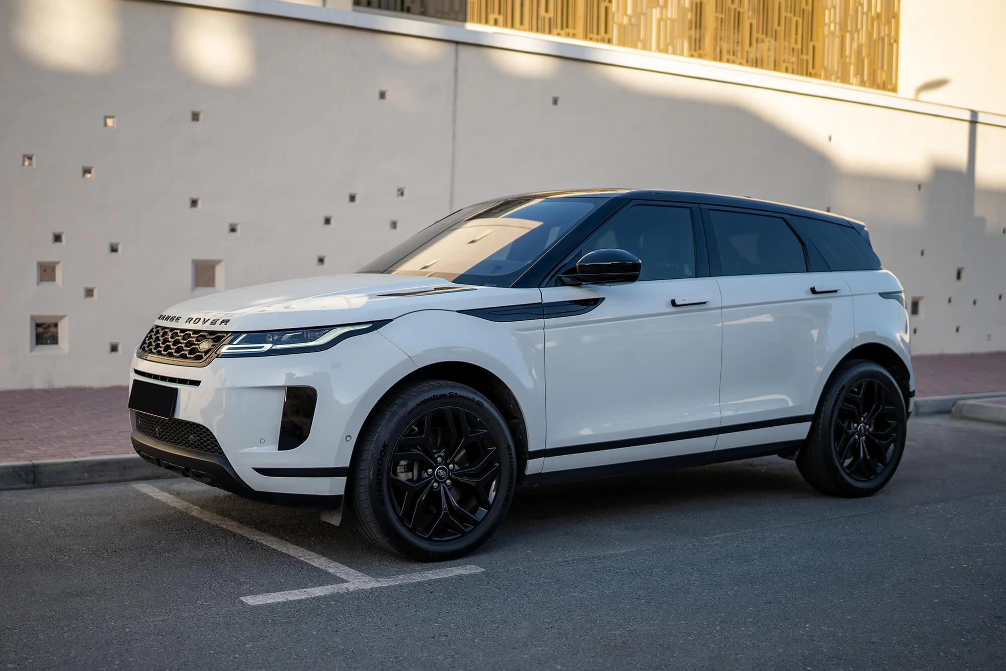 Range Rover Evoque Rental Dubai