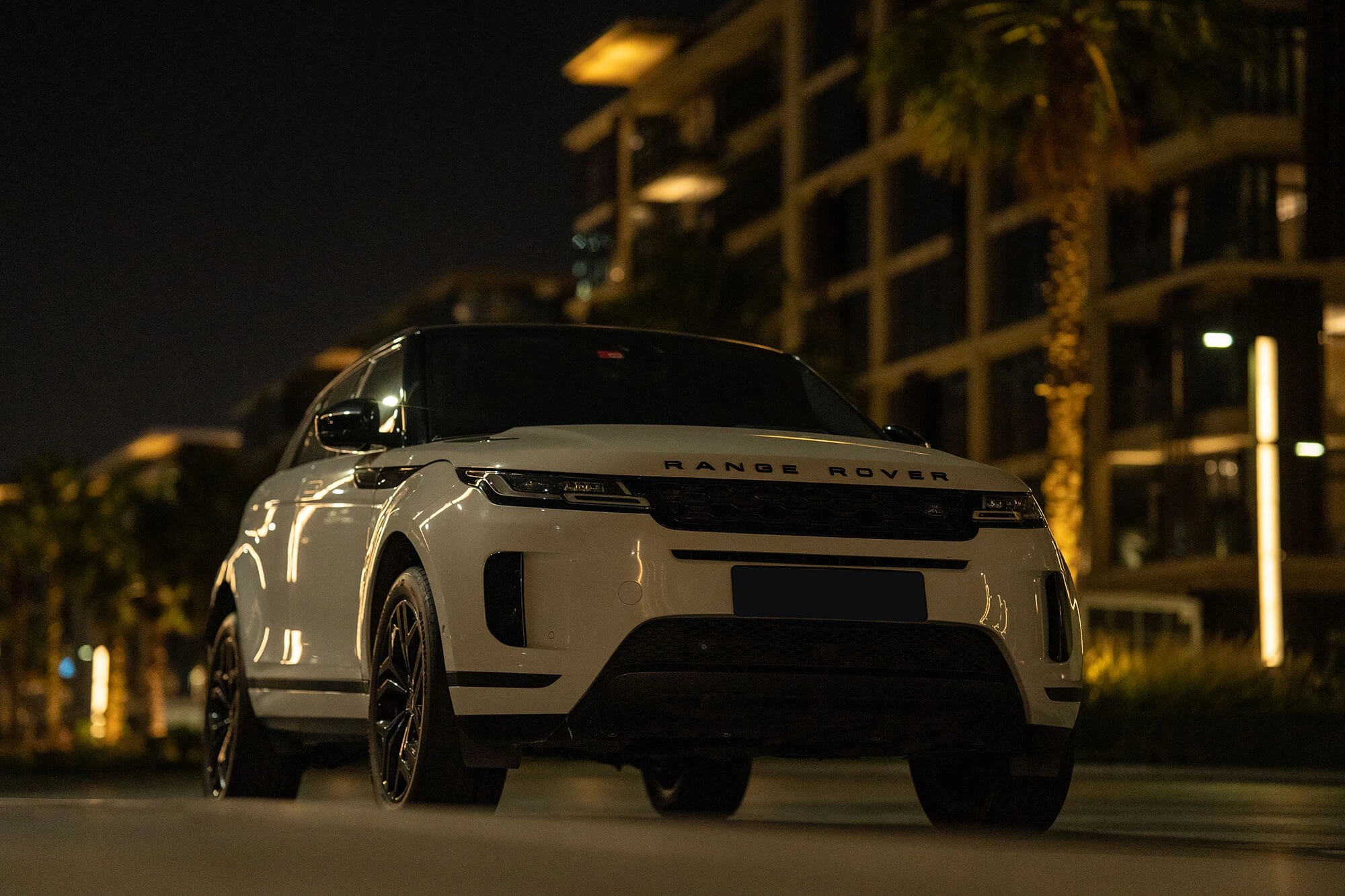 Range Rover Evoque Car Hire Dubai